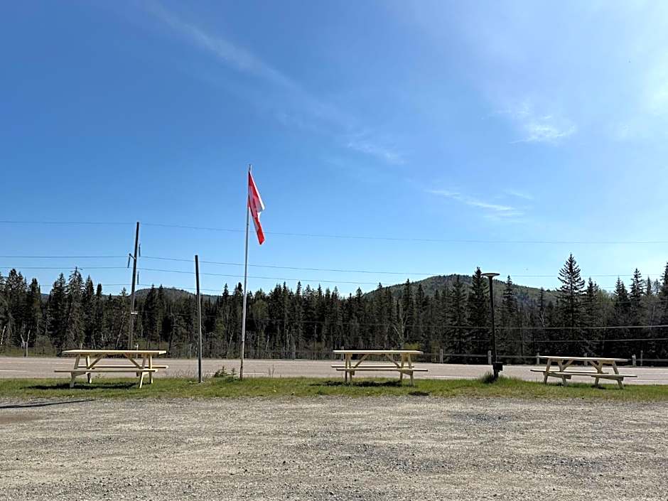 Wawa Northern Lights Motel and Chalets