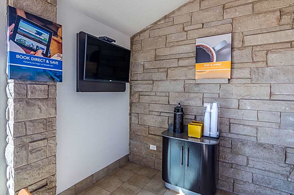 Motel 6-Childress, TX