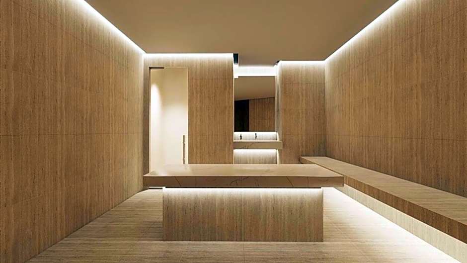 Millennium Lakeview Hotel