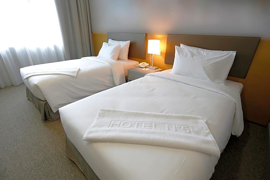 Hotel N°5