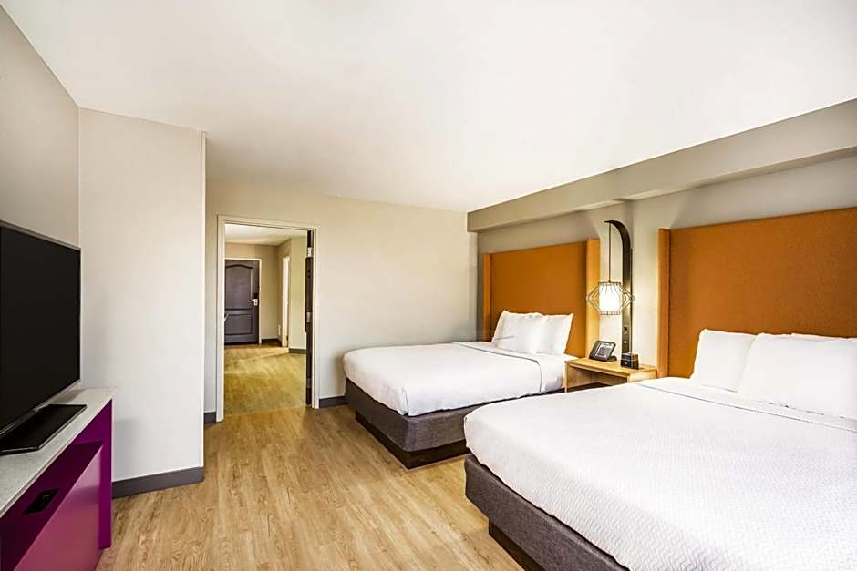 La Quinta Inn & Suites by Wyndham Chattanooga-Hamilton Place