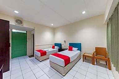 RedDoorz @ Jalan R.E. Martadinata Sukabumi