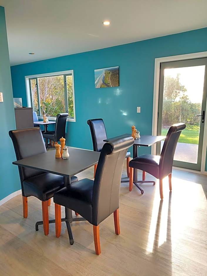 Awatuna Sunset Lodge