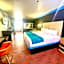 Casa Blanca Hotel & Suites Orange SR-55 Freeway, Near Honda Center, Chapman University, Disneyland