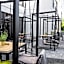 Art Suites Luxury Hotel