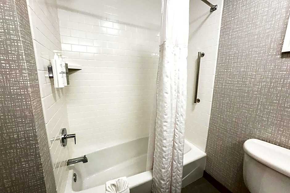 Hampton Inn & Suites Chicago/St. Charles