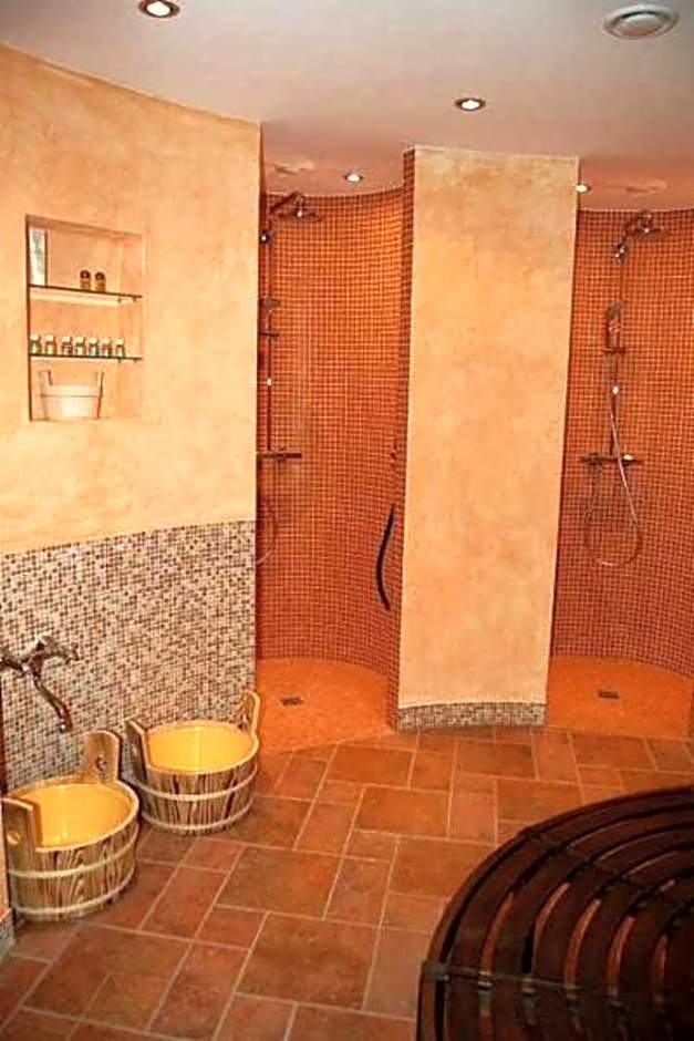 Bernstein Hotel "50`s Seaside Motel"