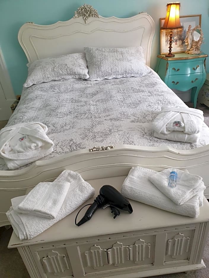 Judy's B&B private home