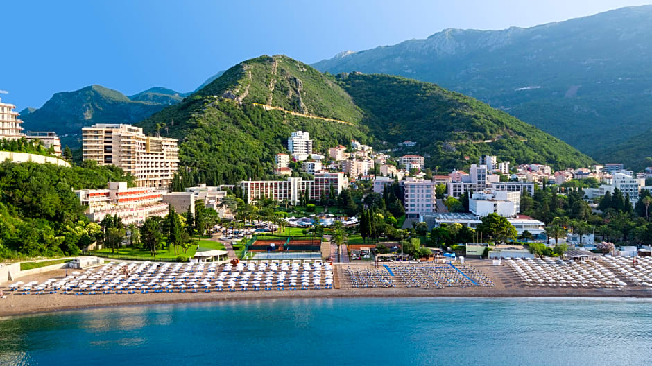 Iberostar Waves Bellevue