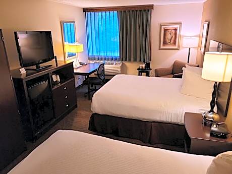 Queen Room with Two Queen Beds - Mobility Access/Non-Smoking