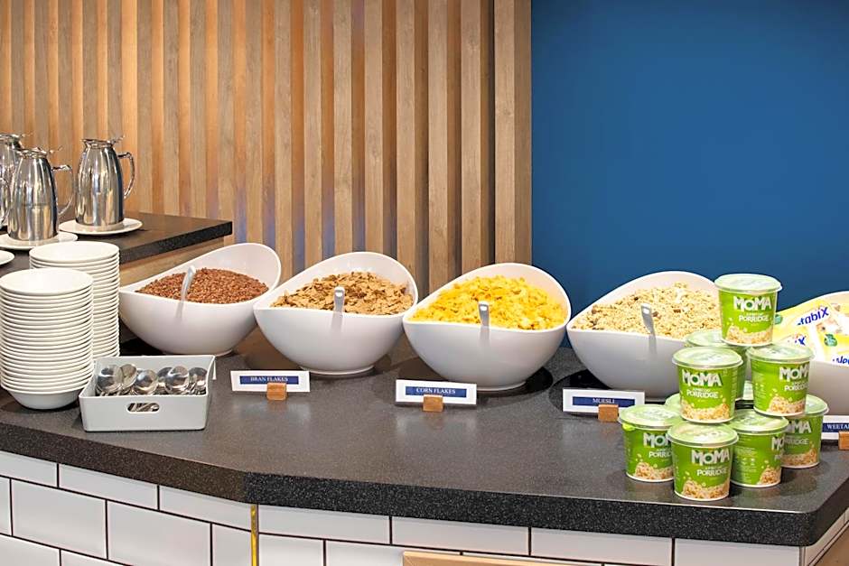 Holiday Inn Express - Cambridge West - Cambourne By IHG