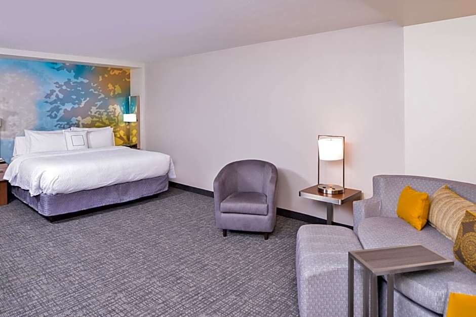 Courtyard by Marriott Columbus Grove City