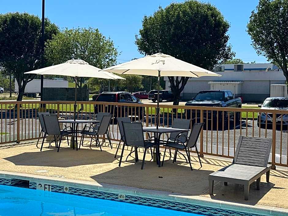 Red Roof Inn Moss Point