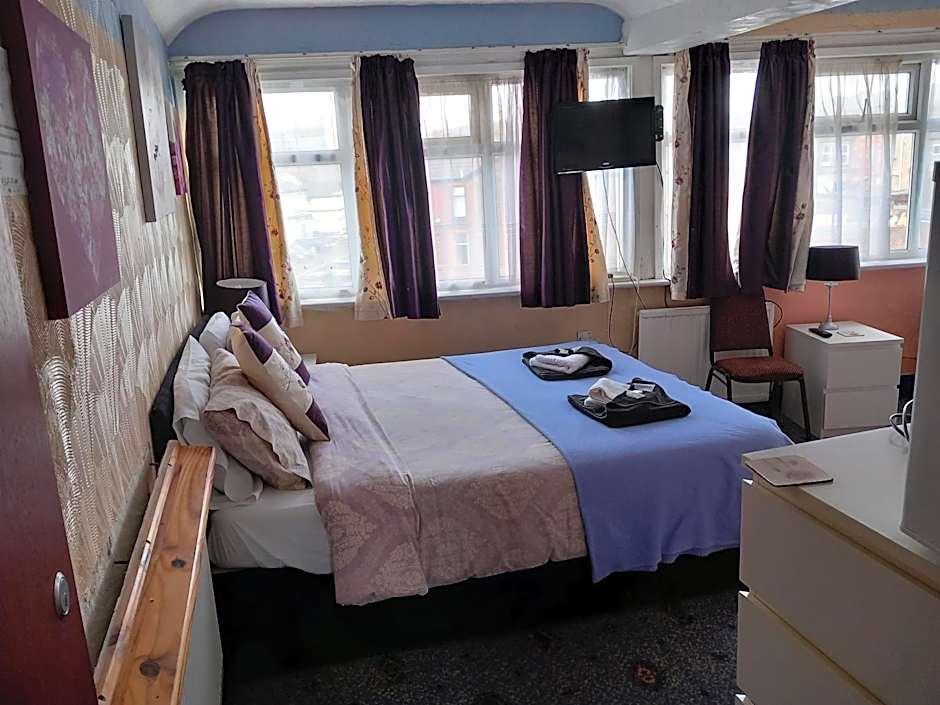 My Adam Hotel
