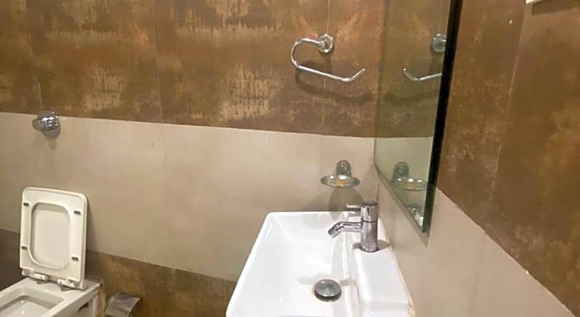 Garden Creek Residency