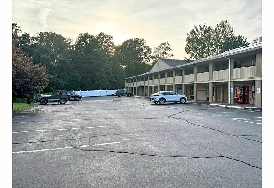 Motel 6 Old Saybrook, CT