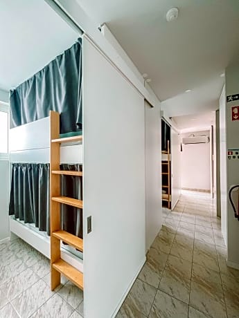 Bed in Mixed 20-Bed Dormitory Room