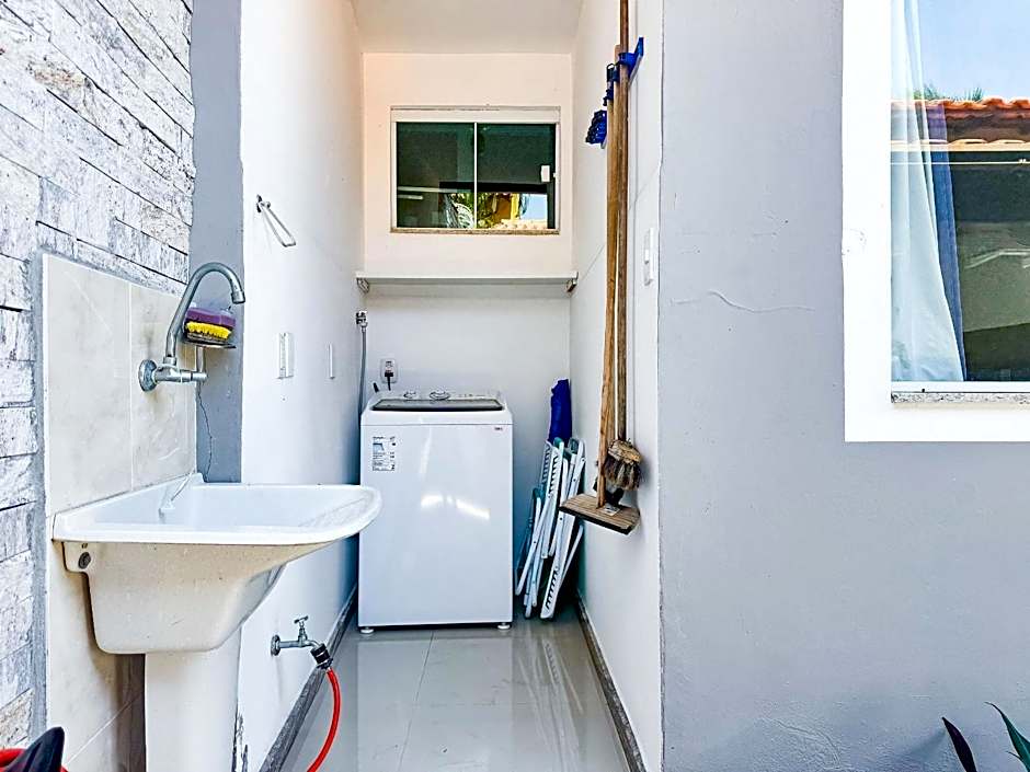 Casarão e piscina localização excelente | ROSF91