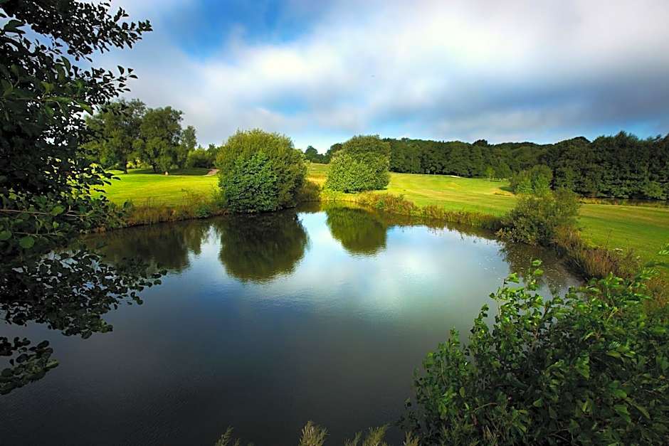 Sandford Springs Hotel and Golf Club