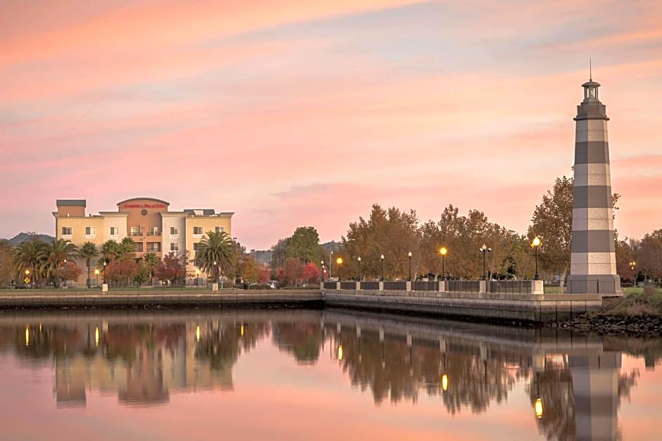 Hampton Inn By Hilton And Suites Suisun City