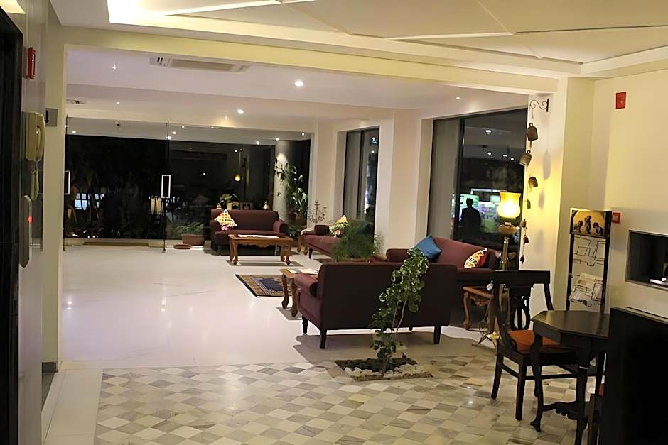 Krishna Inn By Royal Hotels