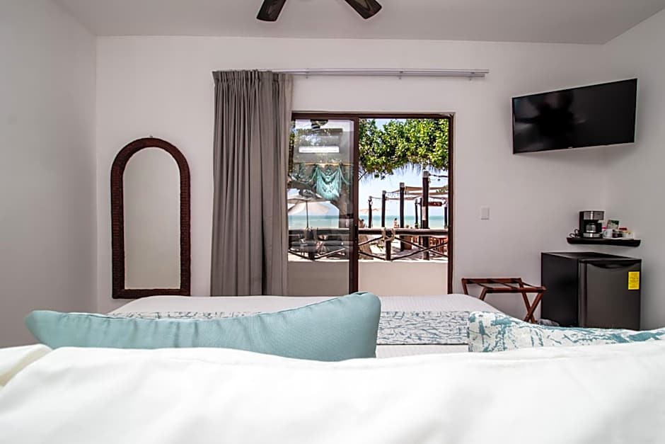 HAU Holbox, Oceanfront Boutique Hotel