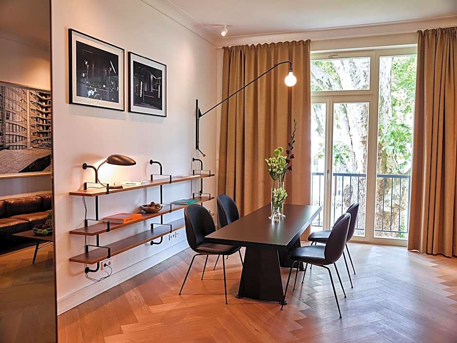 THE QVEST hideaway