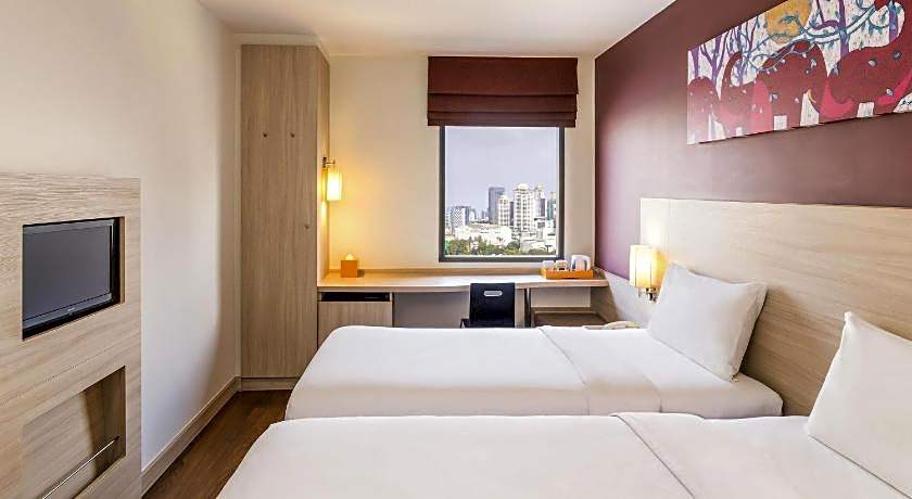Ibis Bangkok Siam Hotel