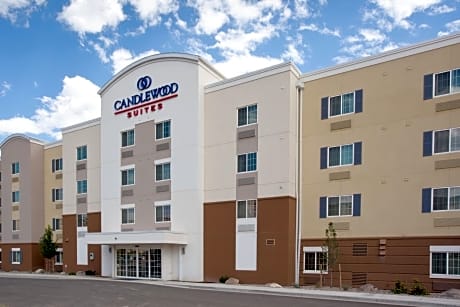 Candlewood Suites Parachute, an IHG Hotel