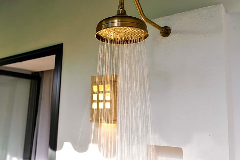 Hotel Legado Alcazar