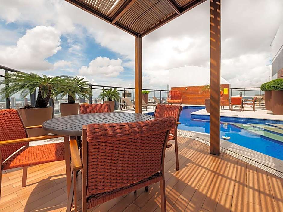 Mercure Belem Boulevard