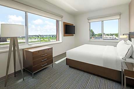 Executive King Suite, 1 Bedroom Executive Suite, 1 King, Sofa bed