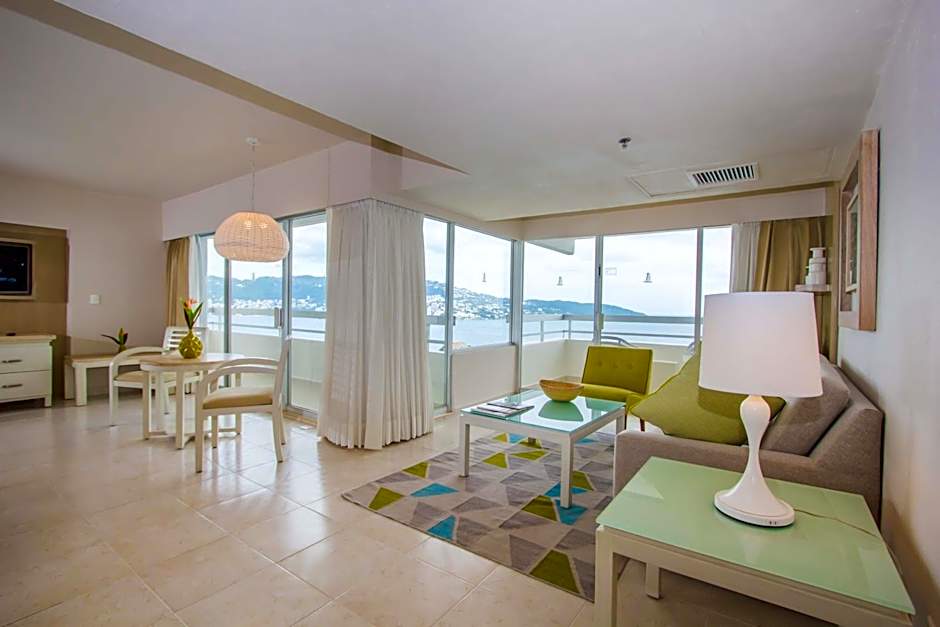 HS HOTSSON Hotel Acapulco