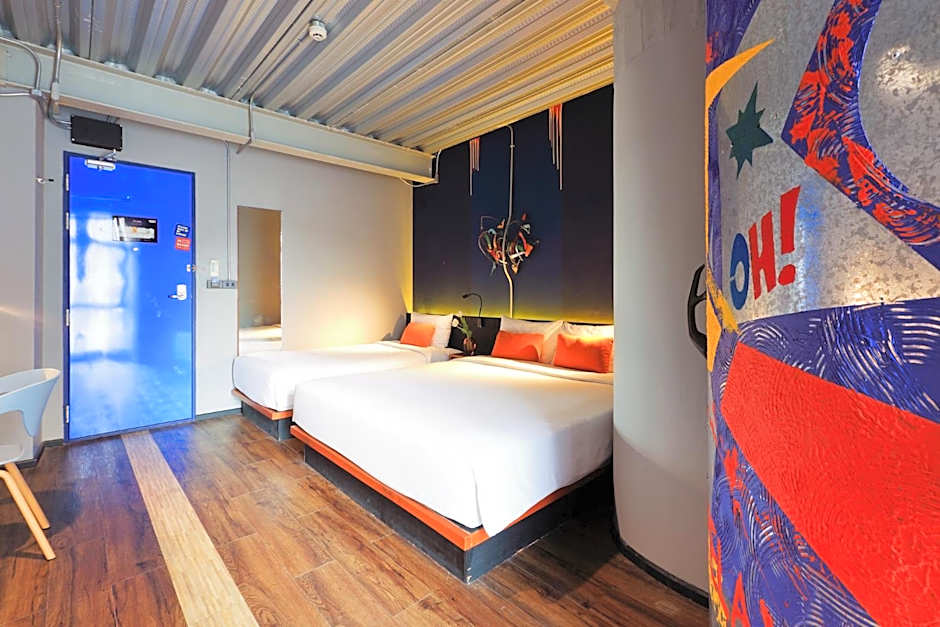 Mestyle Garage Hotel