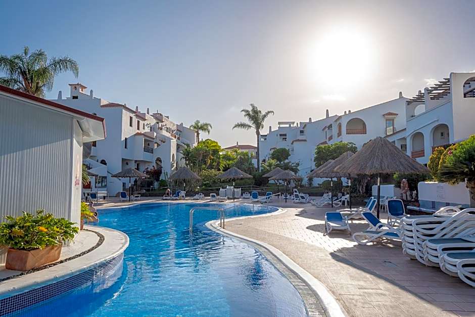 Fantastic sea and golf course view house with 3 bedrooms