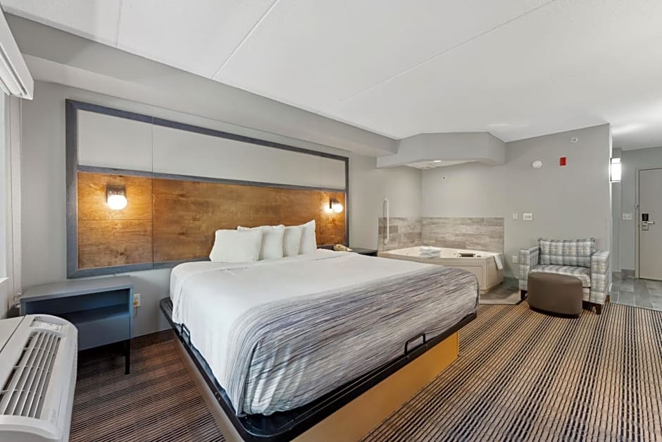 AmericInn by Wyndham Wisconsin Dells