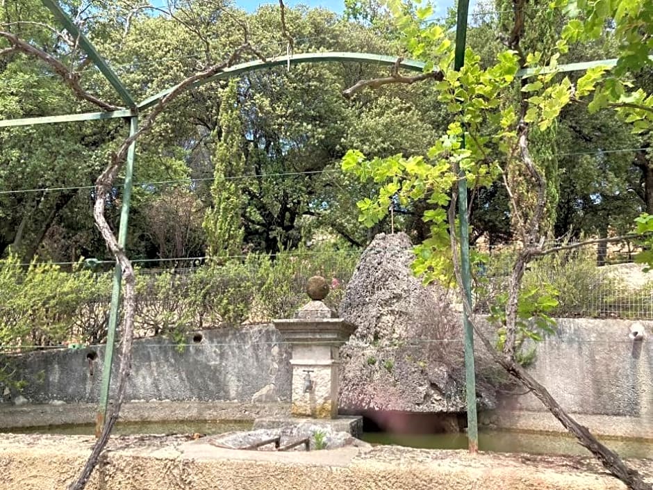 La Viste - SPA-JACUZZI - MASSAGE- SAUNA - 4 SAISONS - Piscine Chauffée Toute l'année - Heated POOL - 800m City Centre