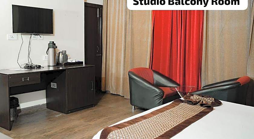 Hotel MMR Manor MG Marg