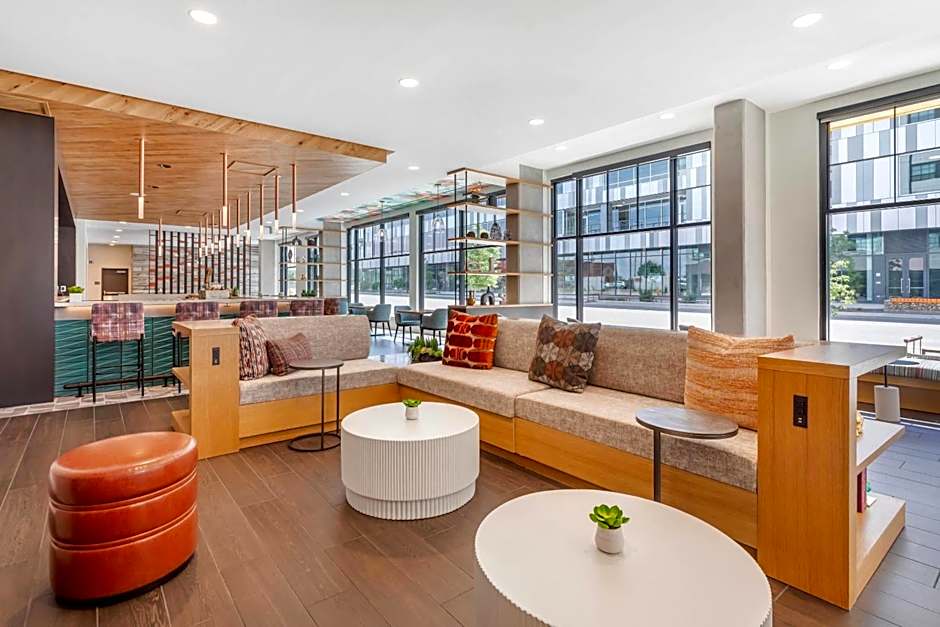 Cambria Hotel Denver Downtown RiNo