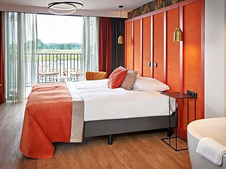 Suite with River View