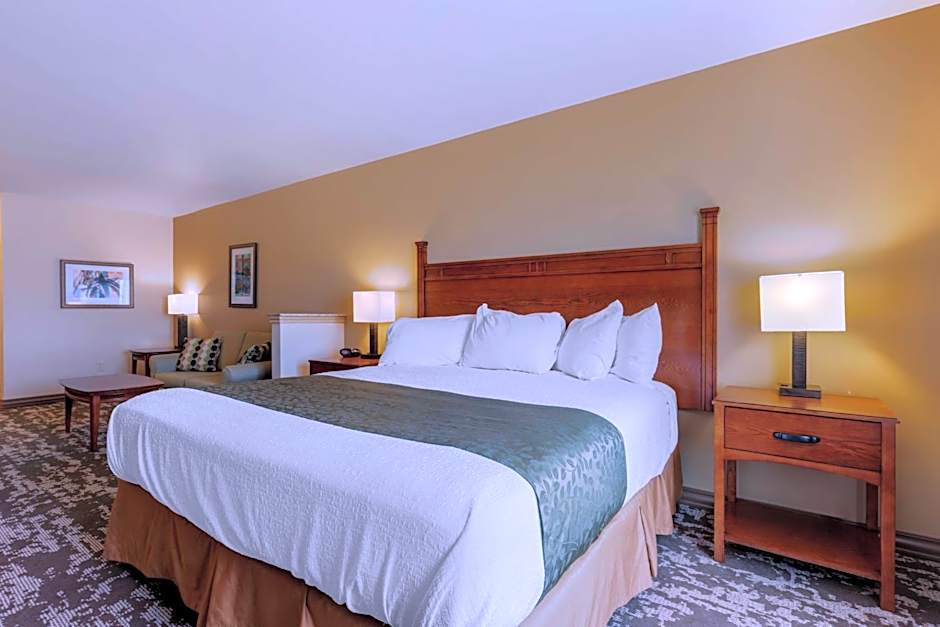 Best Western Plus Red River Inn