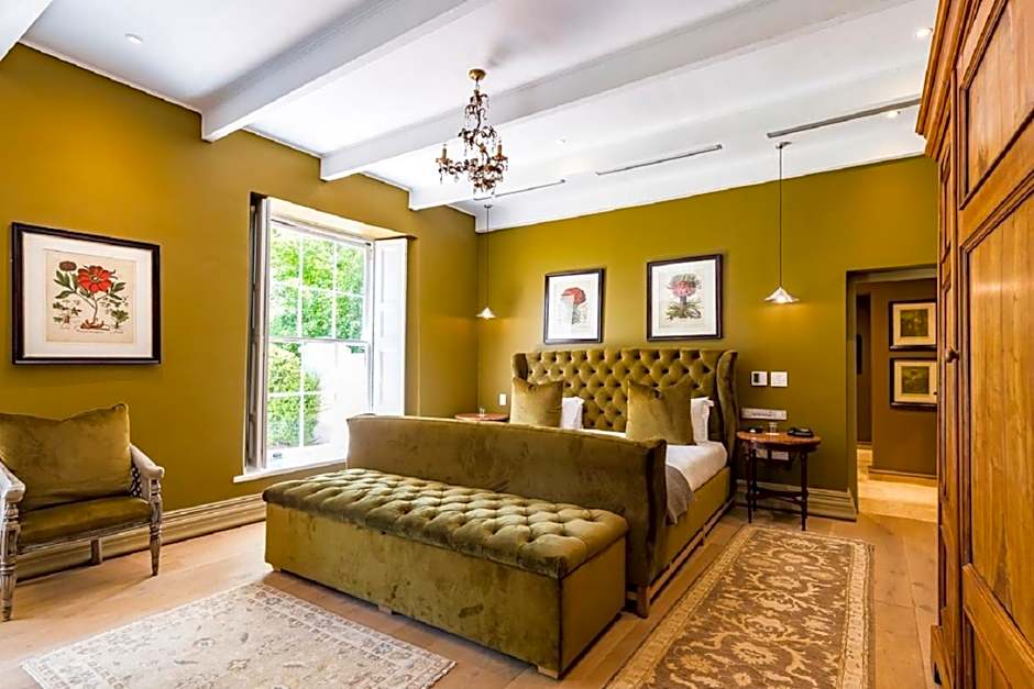 Photo 1 of 8 of Junior Suite