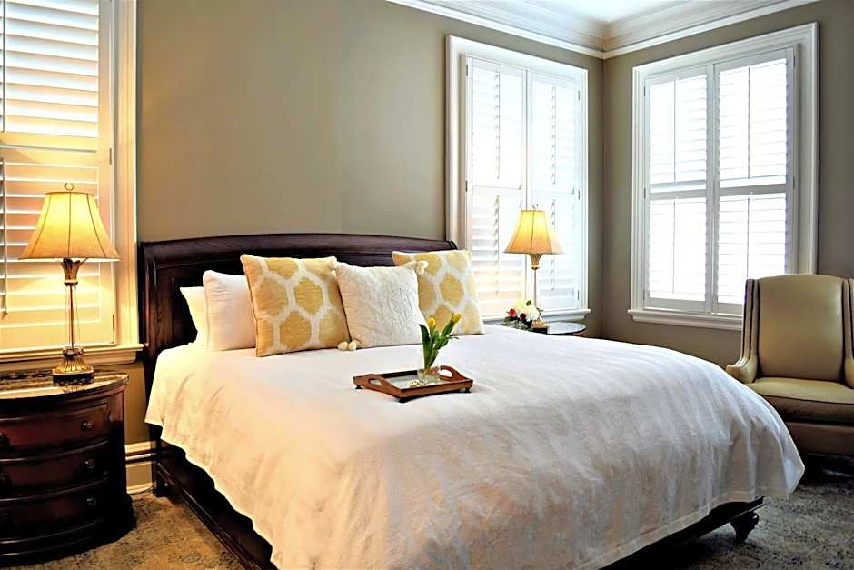 JH Adams Inn, Trademark Collection by Wyndham