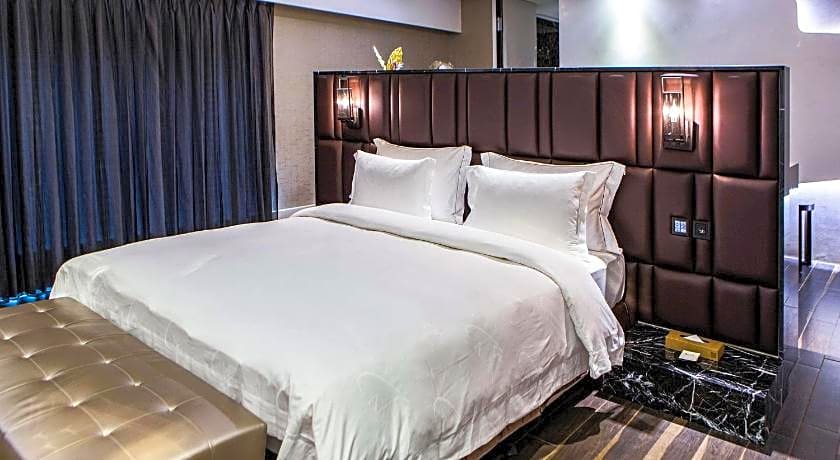 All-Ur Chain Boutique Motel