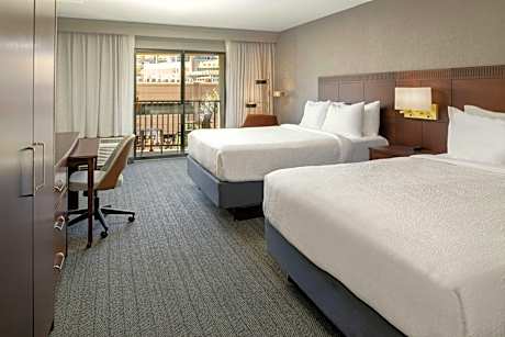 Dbl Queen room w/ balcony, Guest room, 2 Queen, Balcony