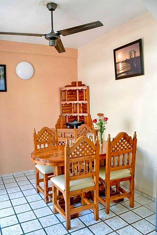 Hotel Bucaneros