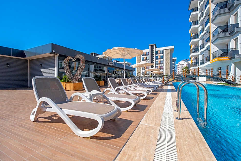 Elysium Deluxe Suites 