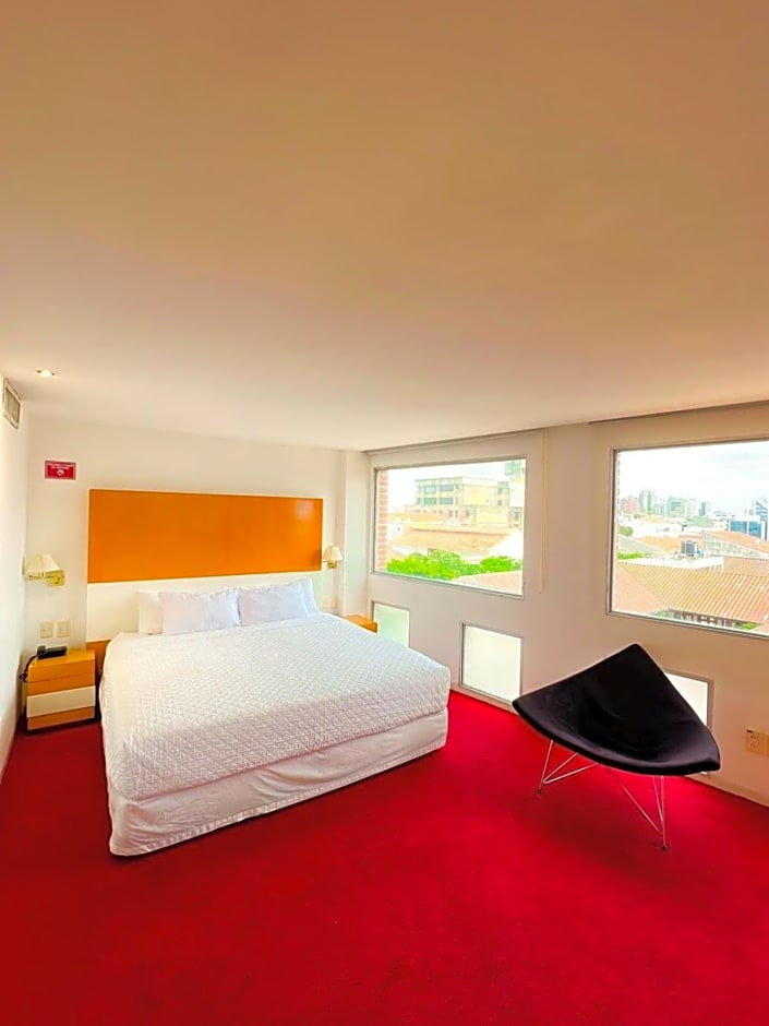 Senses Hotel Boutique Plaza