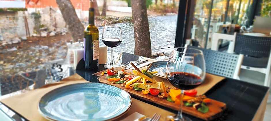 Manastırhan Otel Kazdağları