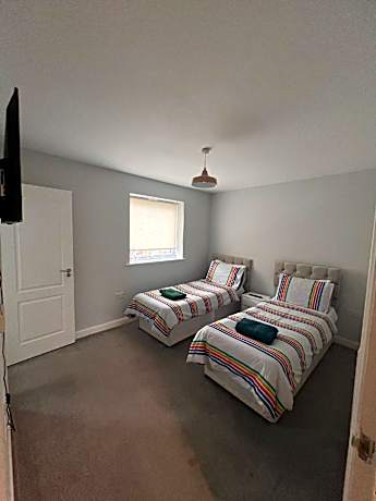 Beta double bed in a shared house 